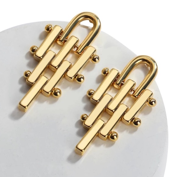 Texture drop earrings - Picture 4 of 4